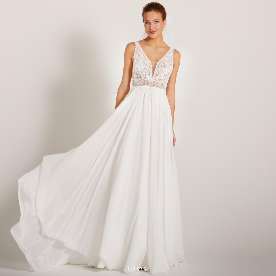 Tips for a versatile styling of flowing bridalgowns