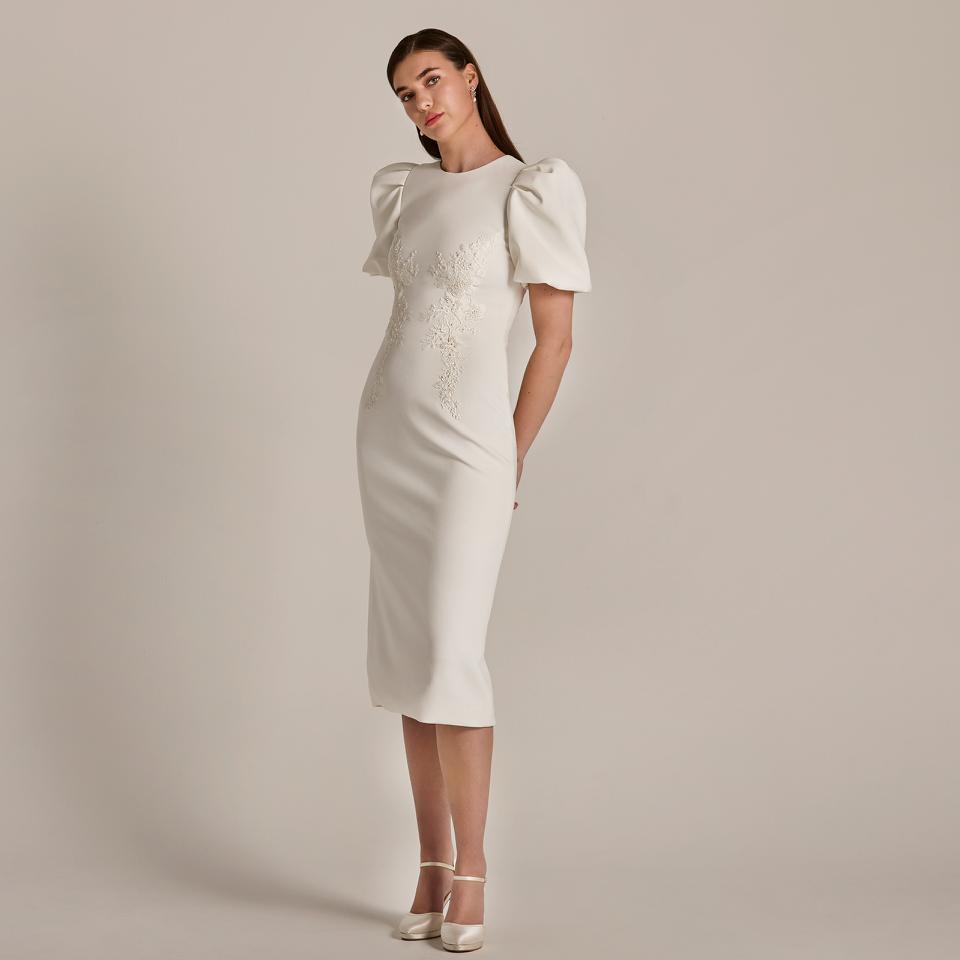 Robe de mariée trois-quarts silhouette