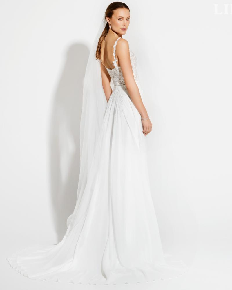 Flowing Bridalgowns and flowy weddingdresses | LILLY Flowing Bridalgowns and flowy weddingdresses | LILLY